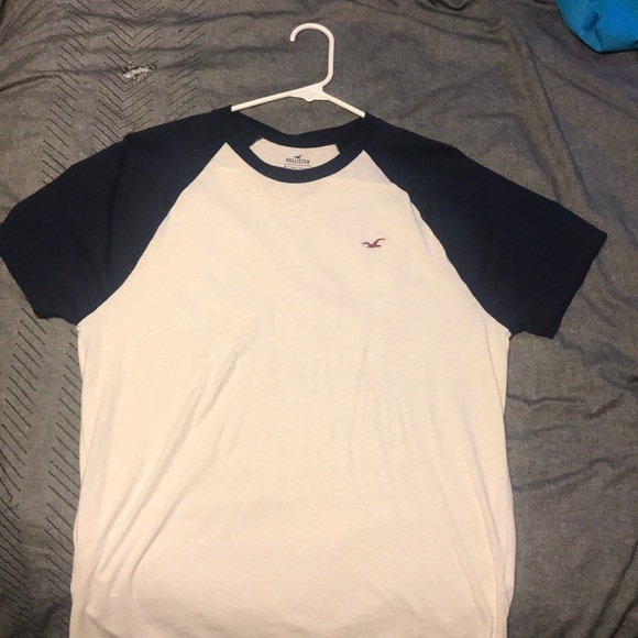 hollister must have t shirt must have shirts